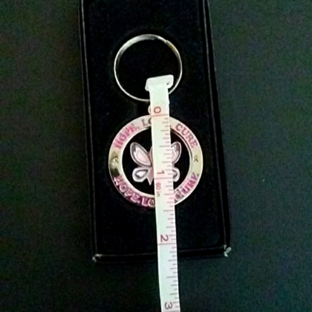 Pink Butterfly Rotating Keyholder - Picture 4 of 4